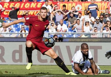 El Roma gana 3-1 al Udinese y alcanza momentáneamente la cuarta plaza El Roma gana 3-1 al Udinese y alcanza momentáneamente la cuarta plaza
