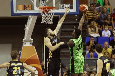76-71. El Iberostar Tenerife se adjudicó el trofeo ante Guaros de Lara 76-71. El Iberostar Tenerife se adjudicó el trofeo ante Guaros de Lara
