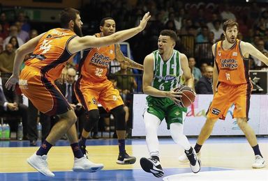 Sin tropiezos entre los favoritos en la jornada inaugural Sin tropiezos entre los favoritos en la jornada inaugural