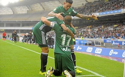 Tanto Joaquín como Sanabria y Sergio León vieron portería en Anoeta. Tanto Joaquín como Sanabria y Sergio León vieron portería en Anoeta.
