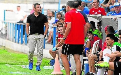 Juan Carlos Gómez habría tomado esta decisión por indisciplina. Juan Carlos Gómez habría tomado esta decisión por indisciplina.