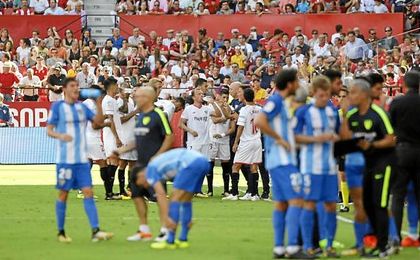 Una de las paradas para refrescarse en el Sevilla-Málaga. Una de las paradas para refrescarse en el Sevilla-Málaga.