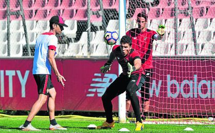 David Soria: "El gen competitivo del club ayuda a la adaptación de los nuevos" David Soria: "El gen competitivo del club ayuda a la adaptación de los nuevos"