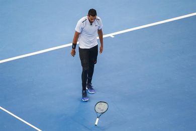 Kyrgios se retira en Shanghái por problemas estomacales Kyrgios se retira en Shanghái por problemas estomacales