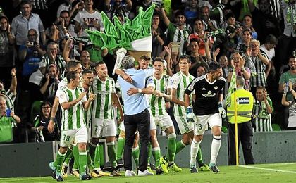 Fabián comienza a llamar la atención de los grandes. Fabián comienza a llamar la atención de los grandes.