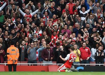 El Arsenal pierde a Mustafi durante un mes por lesión El Arsenal pierde a Mustafi durante un mes por lesión