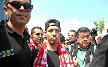 Nasri: "En fases de mi carrera no fui suficientemente profesional" Nasri: "En fases de mi carrera no fui suficientemente profesional"