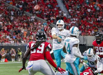 17-20. Cutler lanza dos pases de anotación en el triunfo de los Dolphins sobre los Falcons 17-20. Cutler lanza dos pases de anotación en el triunfo de los Dolphins sobre los Falcons
