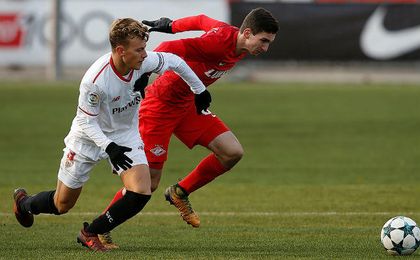 Al juvenil se le escapa el triunfo pese a adelantarse y jugar con uno más Al juvenil se le escapa el triunfo pese a adelantarse y jugar con uno más