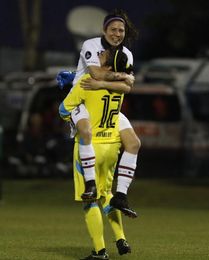 0-2. Colo Colo gana a River y espera rival en busca de segunda Libertadores 0-2. Colo Colo gana a River y espera rival en busca de segunda Libertadores