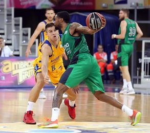 94-69. Herbalife sentencia en el tercer cuarto con un gran Fischer 94-69. Herbalife sentencia en el tercer cuarto con un gran Fischer
