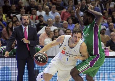 Real Madrid y Fuenlabrada, únicos invictos tras el pinchazo del Barcelona Real Madrid y Fuenlabrada, únicos invictos tras el pinchazo del Barcelona