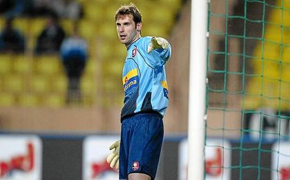 Pert Cech cambió el Rennes por el Chelsea en 2004. Pert Cech cambió el Rennes por el Chelsea en 2004.