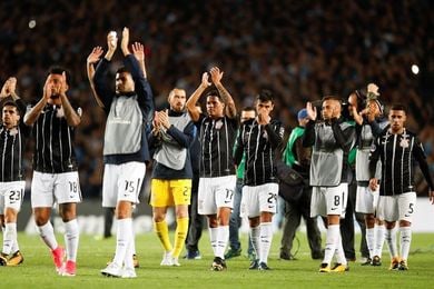 El Corinthians cae ante el Botafogo y su ventaja queda reducida a seis puntos El Corinthians cae ante el Botafogo y su ventaja queda reducida a seis puntos