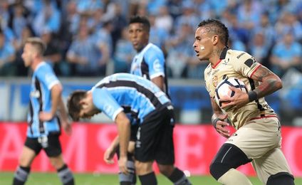 0-1. Gremio pierde en casa pero se medirá con Lanús en la final de la Libertadores 0-1. Gremio pierde en casa pero se medirá con Lanús en la final de la Libertadores