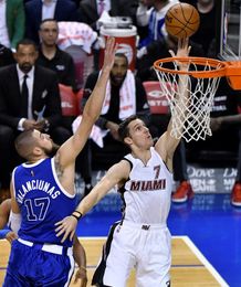 115-126. Dragic lidera el ataque de los Heat contra su ex equipo, los Suns 115-126. Dragic lidera el ataque de los Heat contra su ex equipo, los Suns