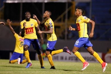 La Liga Panameña de Fútbol ya tiene a sus cuatro grandes para las semifinales La Liga Panameña de Fútbol ya tiene a sus cuatro grandes para las semifinales