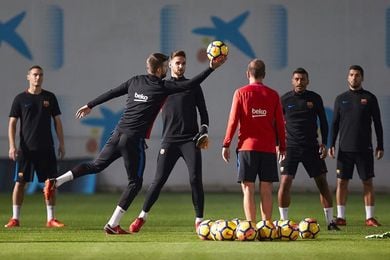 Segunda sesión de Luis Suárez con sus compañeros Segunda sesión de Luis Suárez con sus compañeros