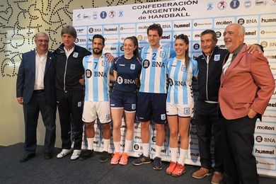 Cadenas: "Tuve que adaptar mi método de trabajo a la selección argentina" Cadenas: "Tuve que adaptar mi método de trabajo a la selección argentina"