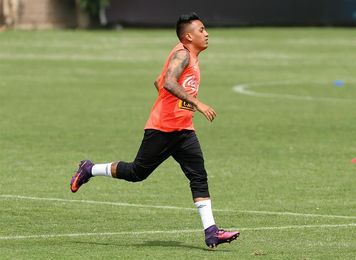 Cueva vuelve a Sao Paulo, es perdonado por faltar a un entrenamiento y juega Cueva vuelve a Sao Paulo, es perdonado por faltar a un entrenamiento y juega