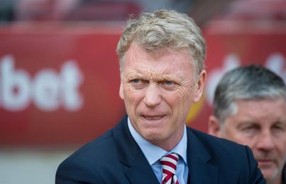 Moyes debuta con derrota en el banquillo del West Ham (2-0) Moyes debuta con derrota en el banquillo del West Ham (2-0)