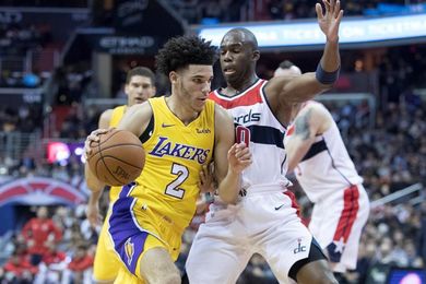 127-109. El segundo triple-doble de Lonzo Ball guía a los Lakers sobre Denver 127-109. El segundo triple-doble de Lonzo Ball guía a los Lakers sobre Denver