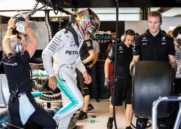 Hamilton el más rápido en el último libre; Alonso, séptimo y Sainz, noveno Hamilton el más rápido en el último libre; Alonso, séptimo y Sainz, noveno