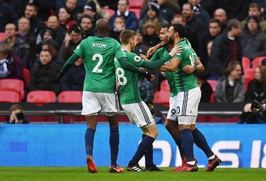 Salomón Rondón, primer venezolano de la historia en marcar en Wembley Salomón Rondón, primer venezolano de la historia en marcar en Wembley