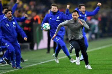 El Schalke remonta un 4-0 al Dortmund y empata 4-4 un derbi loco El Schalke remonta un 4-0 al Dortmund y empata 4-4 un derbi loco