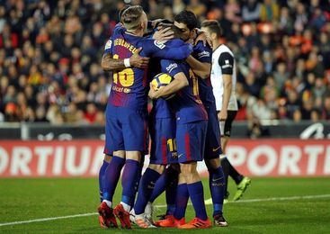 Jordi Alba resguarda el invicto y la ventaja del Barcelona Jordi Alba resguarda el invicto y la ventaja del Barcelona