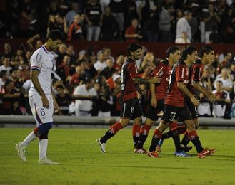 La AFA le descontará tres puntos a Newell´s por adeudar sueldos La AFA le descontará tres puntos a Newell´s por adeudar sueldos