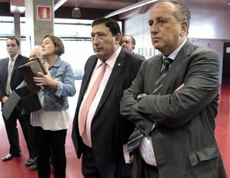 Sánchez Arminio defiende a Iglesias Villanueva Sánchez Arminio defiende a Iglesias Villanueva