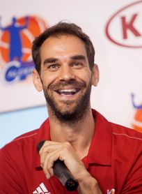 Calderón alcanza los 800 partidos en la NBA Calderón alcanza los 800 partidos en la NBA