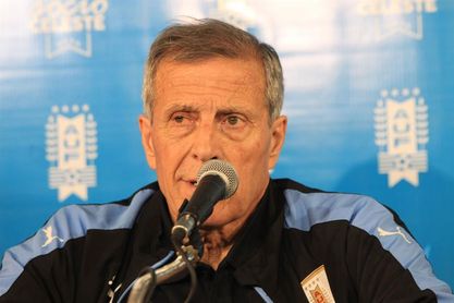 Sólo faltarán los seleccionadores de Uruguay y Australia al sorteo Mundial Sólo faltarán los seleccionadores de Uruguay y Australia al sorteo Mundial