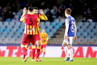 2-3. El Lleida remonta tres goles y apea a la Real Sociedad de la Copa 2-3. El Lleida remonta tres goles y apea a la Real Sociedad de la Copa