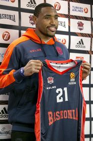 Kevin Jones: "Matt Janning ha influido en mi decisión de venir" Kevin Jones: "Matt Janning ha influido en mi decisión de venir"