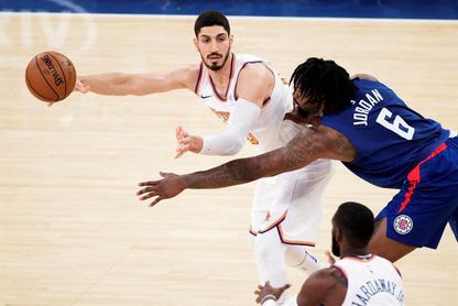 115-86. Kanter regresa a la acción y lidera el triunfo de los Knicks 115-86. Kanter regresa a la acción y lidera el triunfo de los Knicks