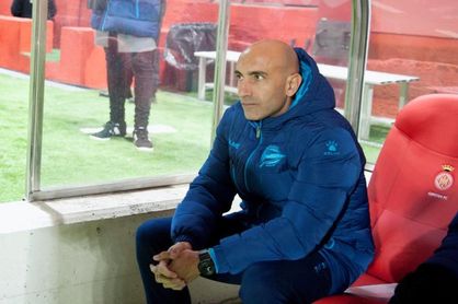 Abelardo:Va a ser una eliminatoria complicada y nos la vamos a tomar en serio Abelardo:Va a ser una eliminatoria complicada y nos la vamos a tomar en serio