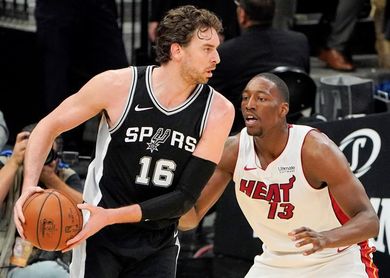 117-105. Aldridge conduce un ataque equilibrado en el triunfo de los Spurs 117-105. Aldridge conduce un ataque equilibrado en el triunfo de los Spurs