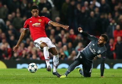Douglas, sin minutos en el Benfica, podría regresar al Barça en enero Douglas, sin minutos en el Benfica, podría regresar al Barça en enero