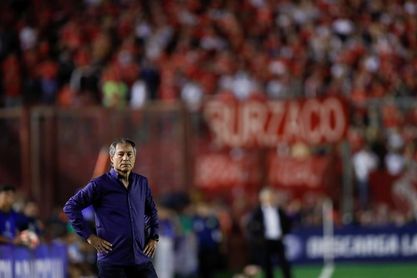 Hinchada de Flamengo causa desórdenes antes de final con Independiente en Río Hinchada de Flamengo causa desórdenes antes de final con Independiente en Río