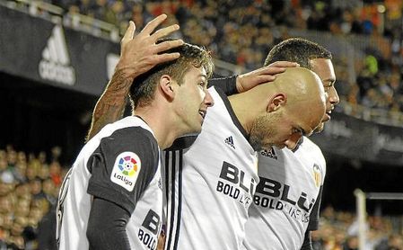 Vietto celebra uno de sus tres goles a Las Palmas. Vietto celebra uno de sus tres goles a Las Palmas.