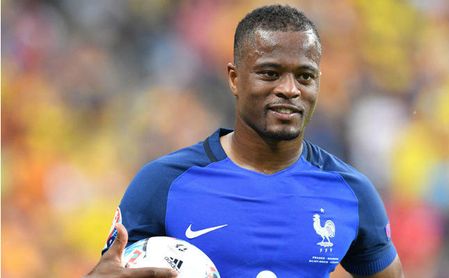 El Betis sondea a Patrice Evra El Betis sondea a Patrice Evra