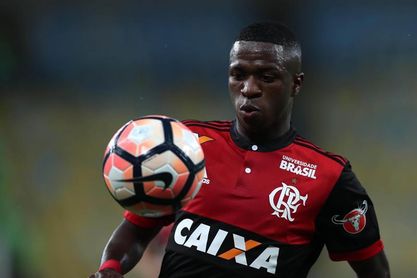 Vinicius Junior se reincorpora a los entrenamientos del Flamengo Vinicius Junior se reincorpora a los entrenamientos del Flamengo