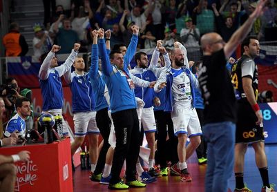 31-26. España cae ante Eslovenia y se complica su futuro en el Europeo 31-26. España cae ante Eslovenia y se complica su futuro en el Europeo