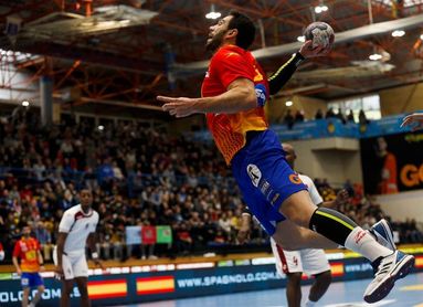 Goñi sustituye a Dani Dujshebaev en la lista para el partido con Alemania Goñi sustituye a Dani Dujshebaev en la lista para el partido con Alemania