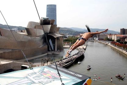La competición de saltos de "clavadistas" volverá a Bilbao el 30 de junio La competición de saltos de "clavadistas" volverá a Bilbao el 30 de junio