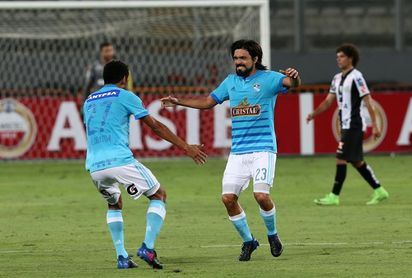 La liga peruana comienza sin conocerse si se jugará el partido inaugural La liga peruana comienza sin conocerse si se jugará el partido inaugural