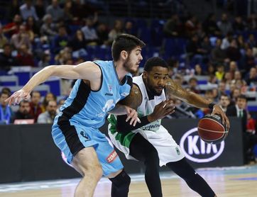 El Joventut recibe al Estudiantes obligado a reaccionar El Joventut recibe al Estudiantes obligado a reaccionar
