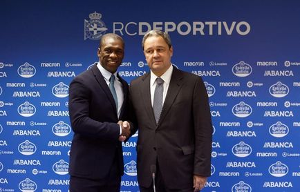 Tino Fernández asegura que escogió a Seedorf por su "liderazgo" Tino Fernández asegura que escogió a Seedorf por su "liderazgo"